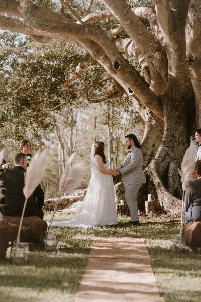 tree wedding ceremony