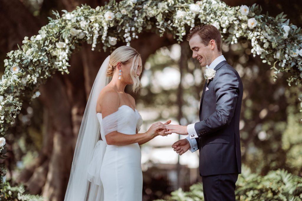 outdoor wedding ceremony Brisbane