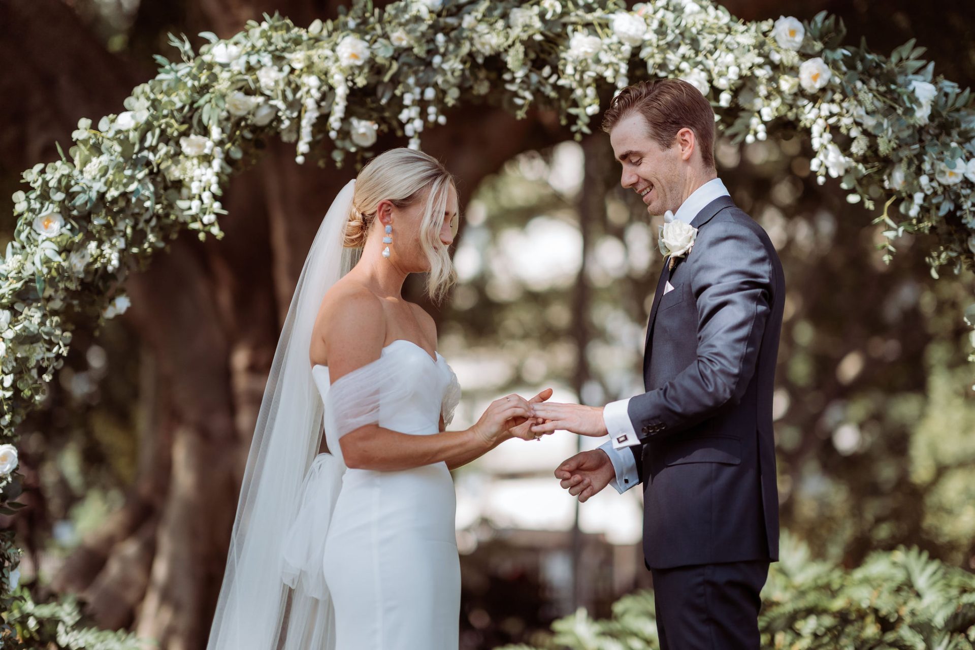 An elegant and lighthearted wedding ceremony Jamie + Cara Brisbane