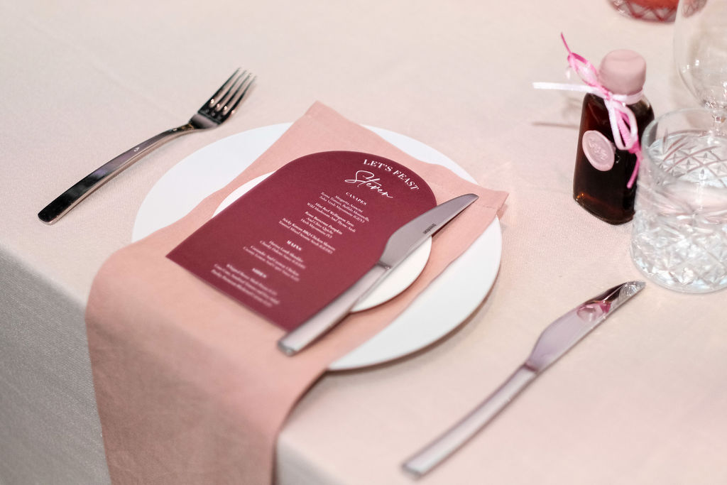 pink wedding table decor