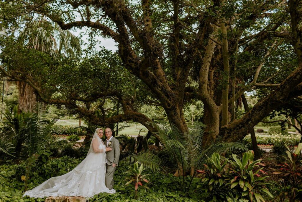 City botanic gardens wedding location photos