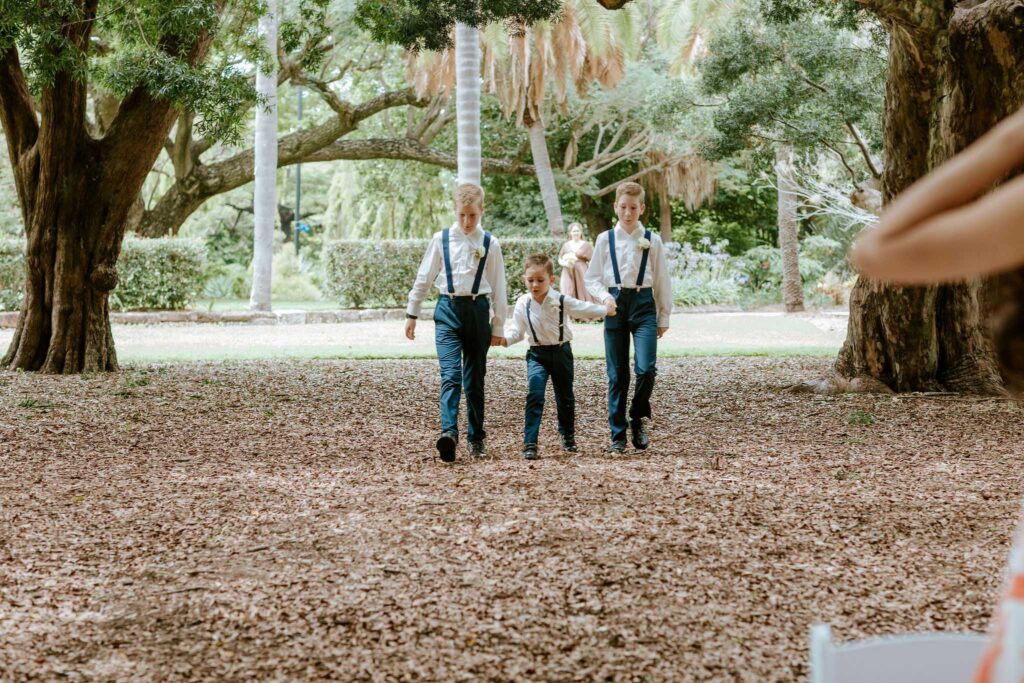 arrival wedding party