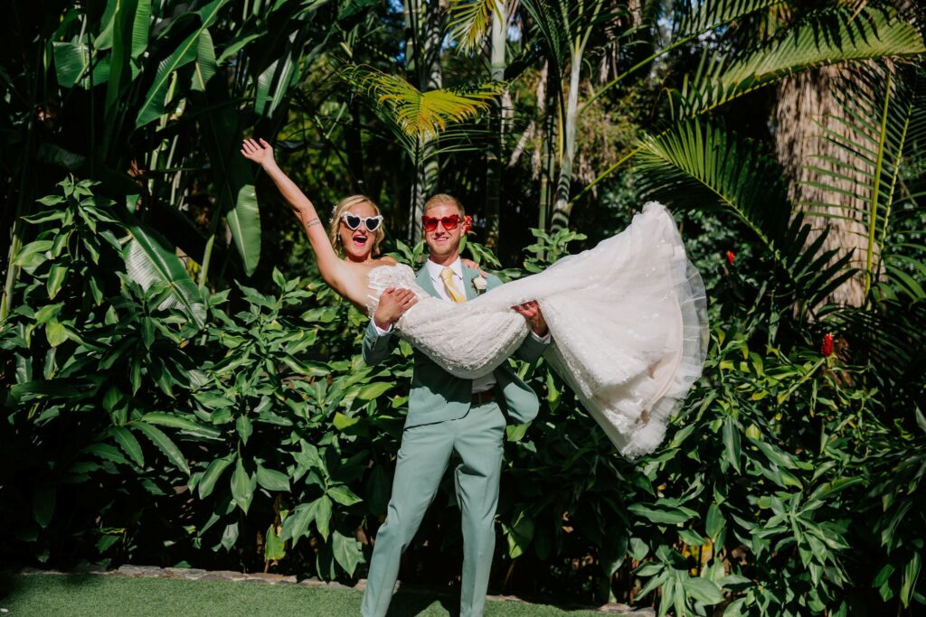 fun wedding photos Mt Coot-tha