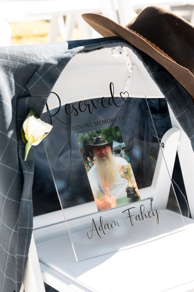 wedding guest memory chair